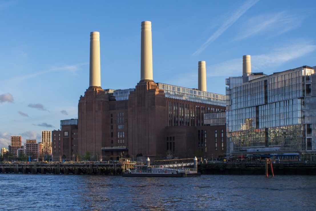 The numbers show the continued strength of Apple's core hardware business