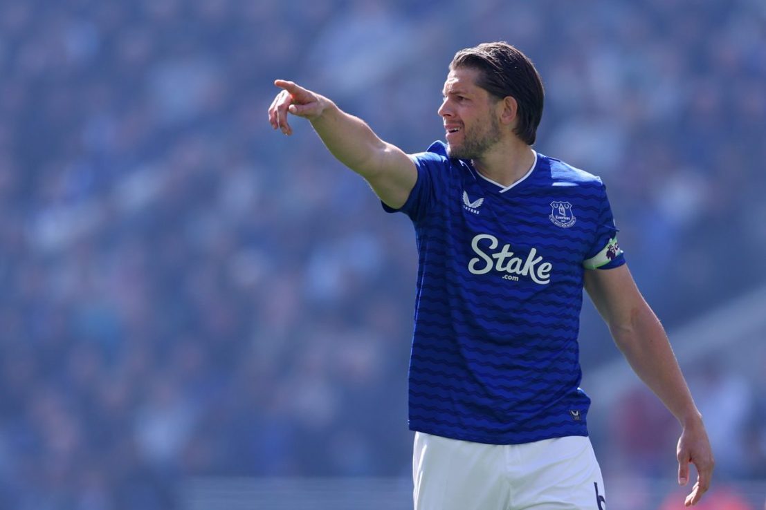 Everton line up CMC Markets as shirt sponsor in £30m deal