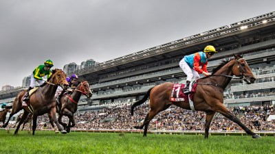 Ka Ying wins Chairmans Sprint, showcasing intense competition and dynamic action at the prestigious horse racing event.