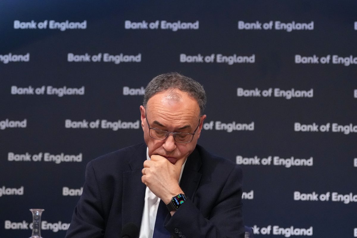 It’s not the Bank of England’s job to support the Chancellor