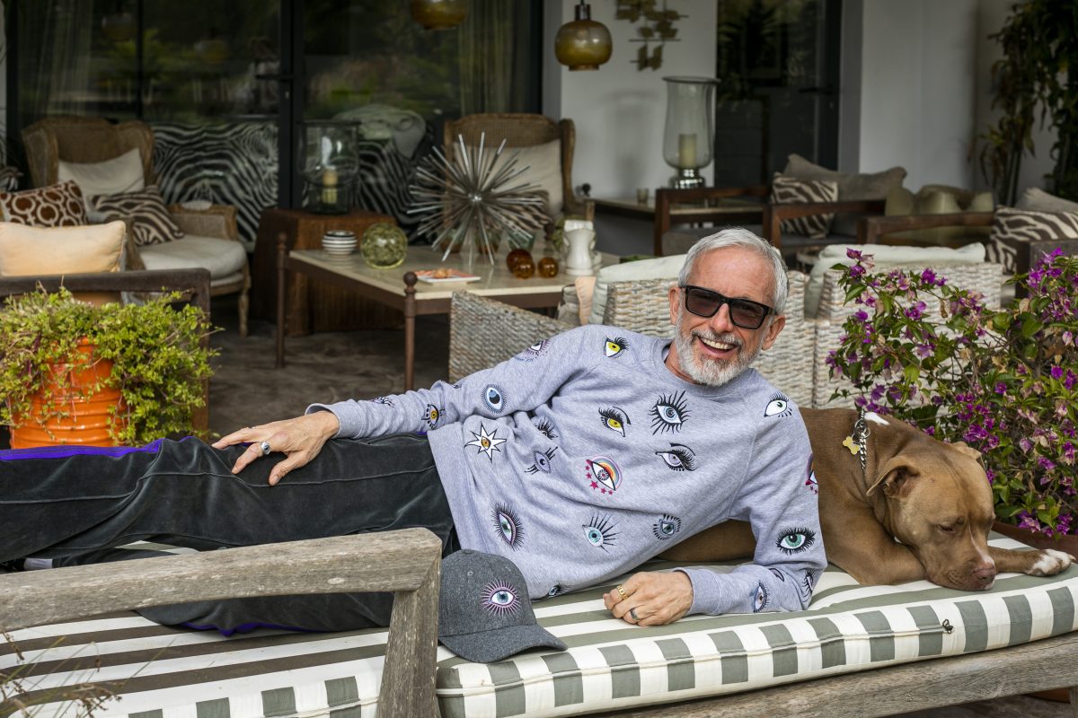 てつ様☆新品☆PATRICK COX Patrick Cox Finds Peace and a New Footwear Groove with Doors of