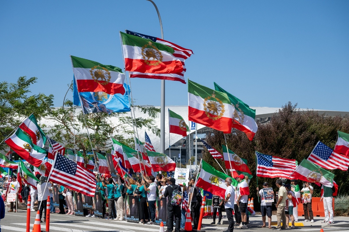 US-Iran peace deal announced, but Strait of Hormuz reopening faces delays