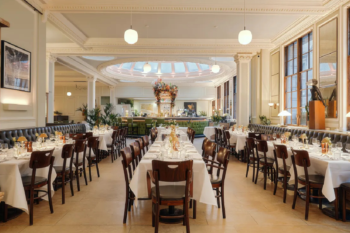 Richard Caring in talks to buy City restaurant 1 Lombard Street