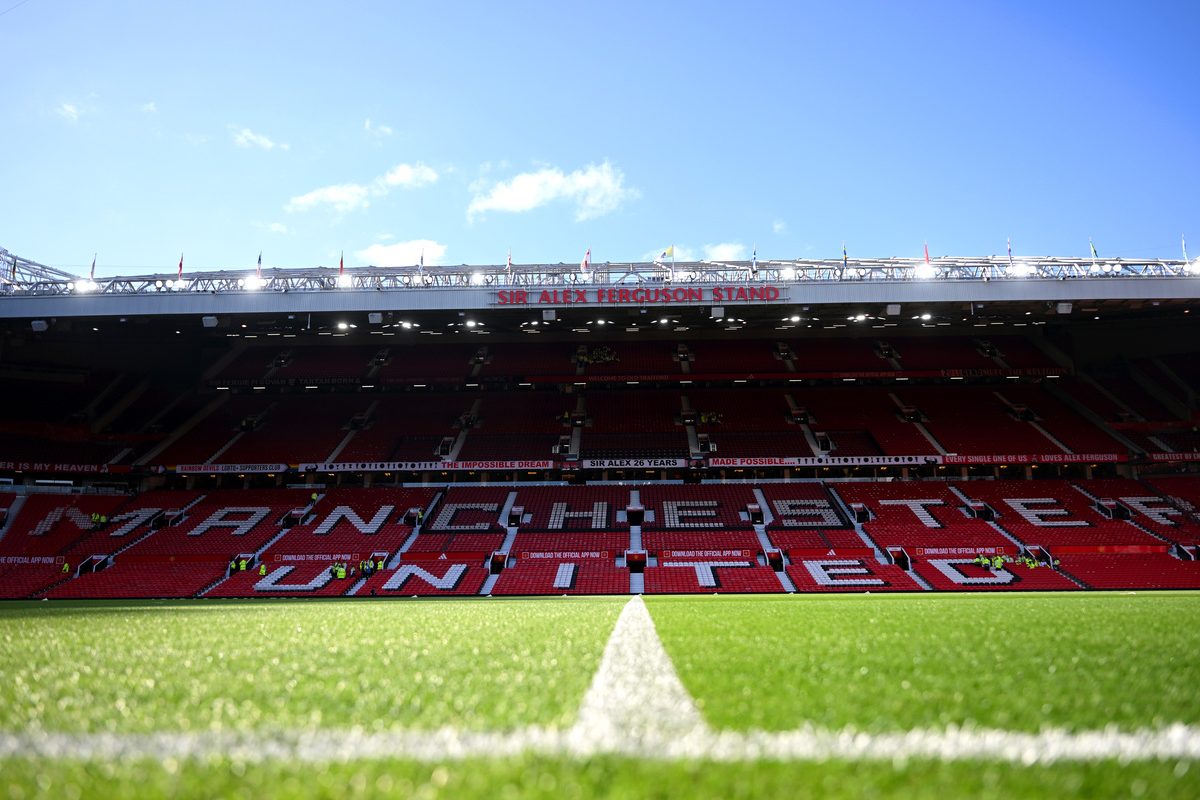 Manchester United's debt may force owners to fund new stadium