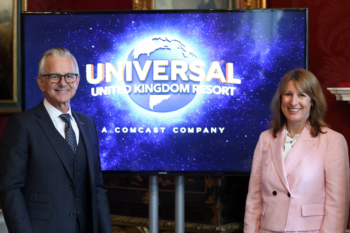 Universal invests £133m in UK theme park development