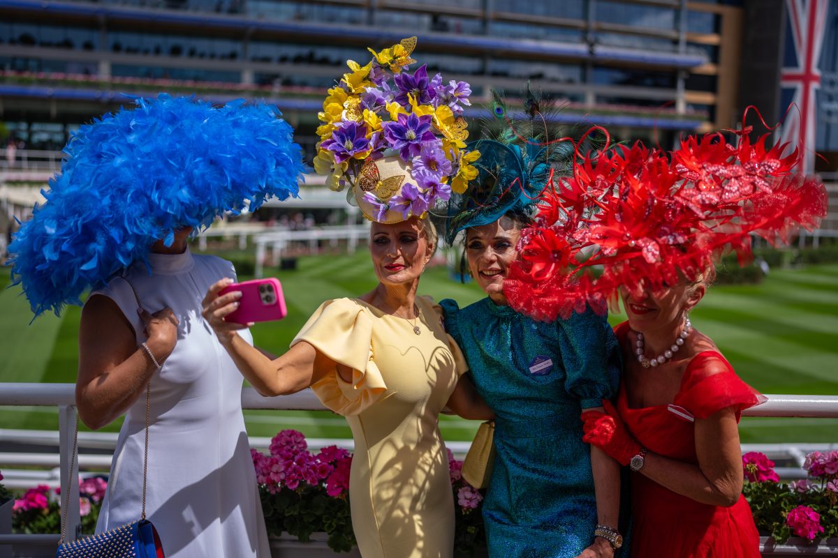 And they’re off: Royal Ascot racegoers put on a patriotic show as iconic horse racing meet gets underway