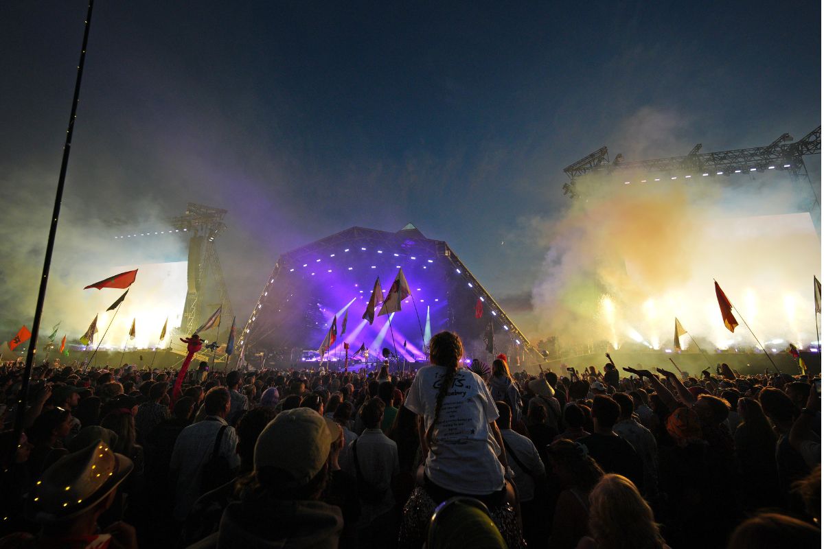 Ticket reseller StubHub fined nearly £1m for hiding fees