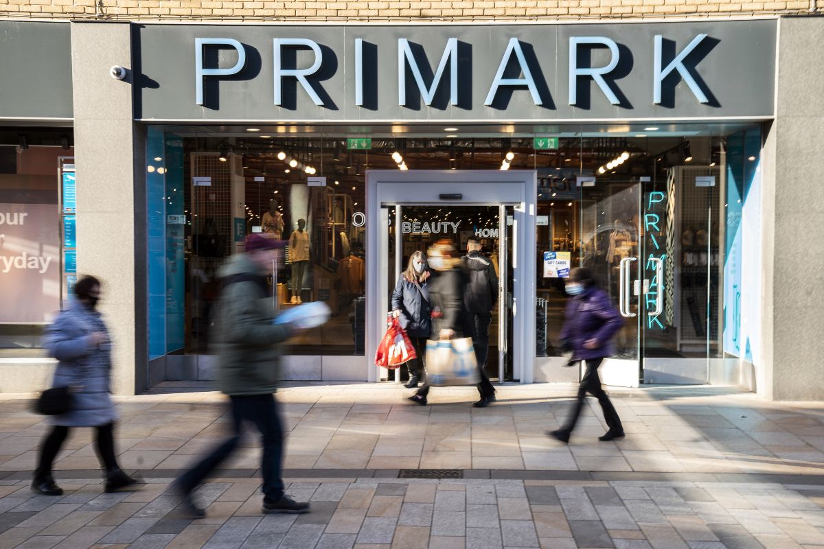 UK risks becoming ‘dumping ground’ for Temu and Shein, retailers warn