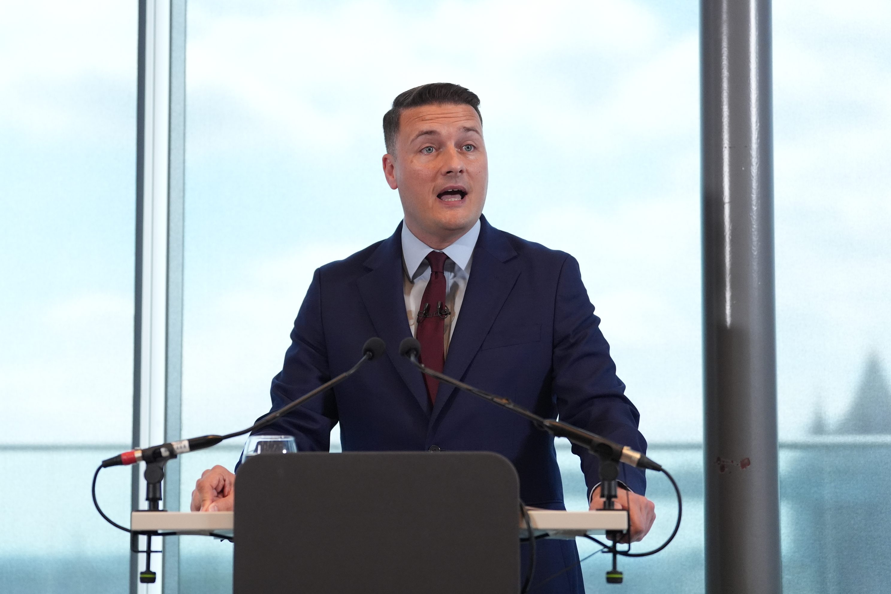 Streeting attacks Burnham's pledges as 'appeal to party at expense of Brits'