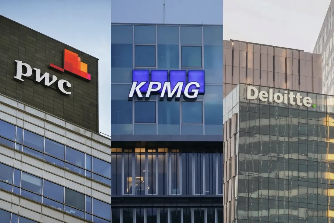 Big Four giants offer redundancy packages that go beyond the legal minimums