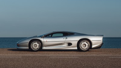 Jaguar XJ220 supercar, front view, parked outdoors, news article image