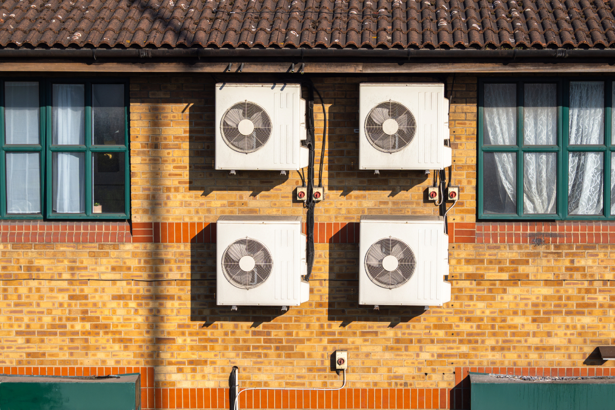 UK grid operator warns of tight power supplies amid heatwave