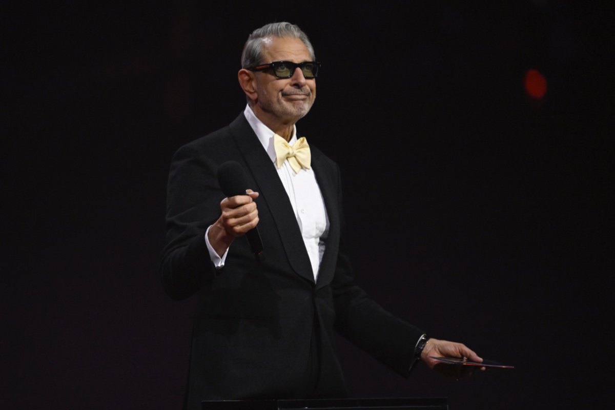 Jeff Goldblum Brings Cinema Classics to Life with Dazzling Night Blooms Album Setlist
