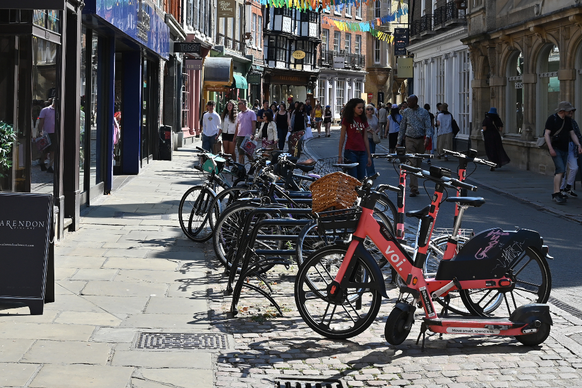 Ealing Council Delays Voi E-bike Contract Amid Data Transparency Dispute