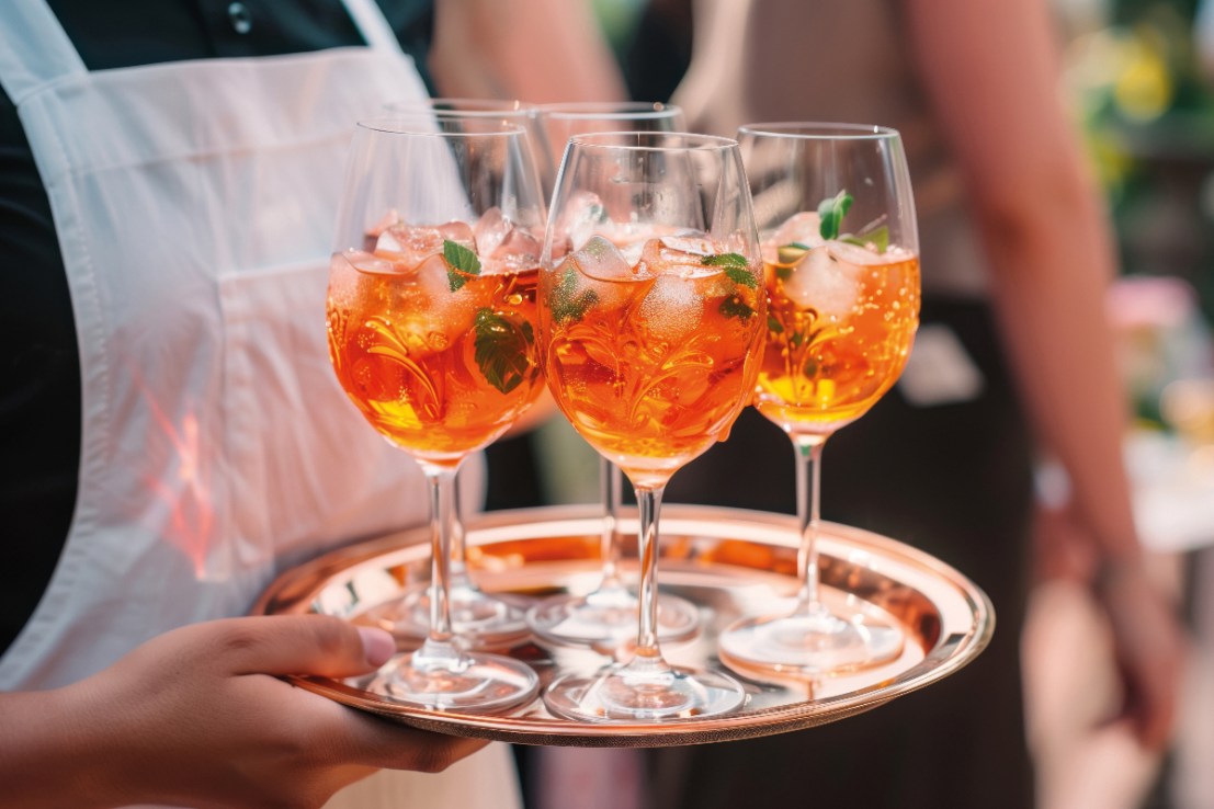 Build the perfect summer spritz, from elderflower to limoncello