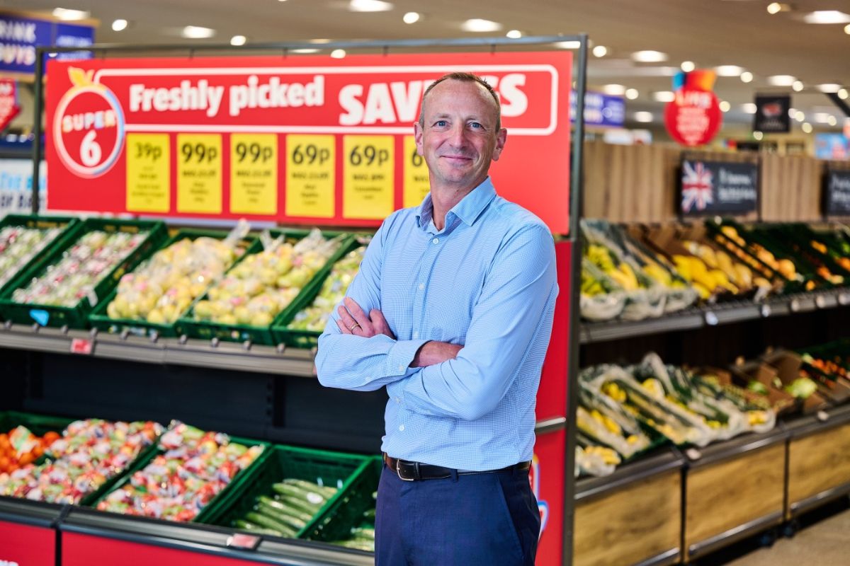 Aldi boss backs government crackdown on supermarket 'price gouging'