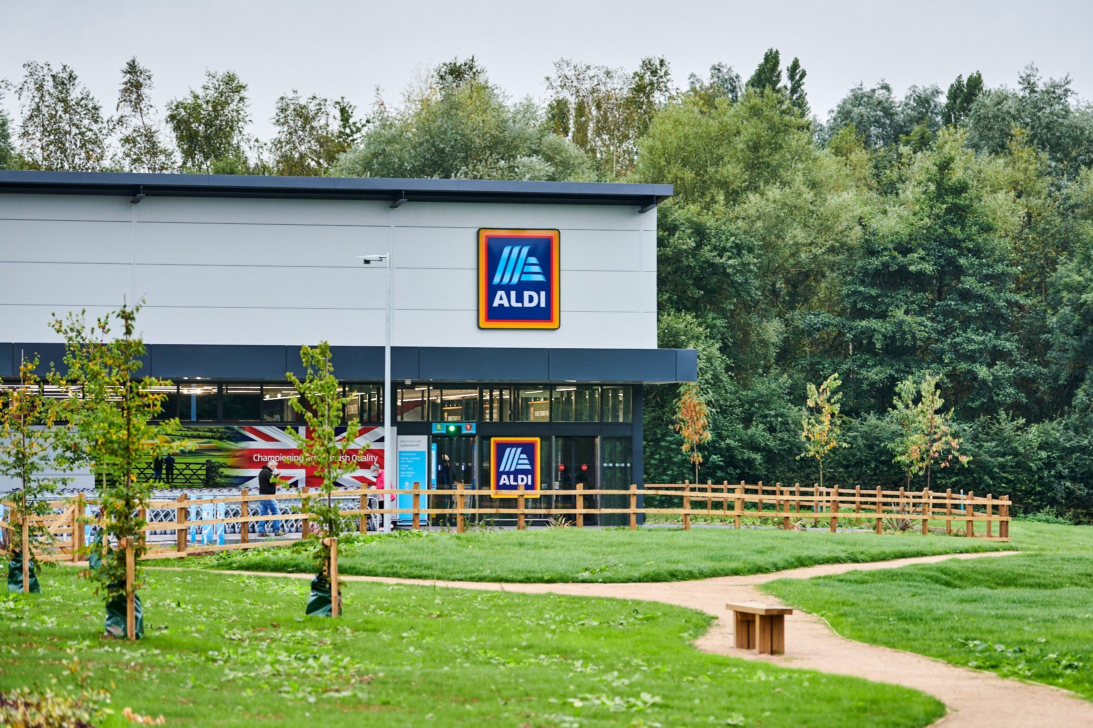 Aldi to invest £900m in new stores after record turnover