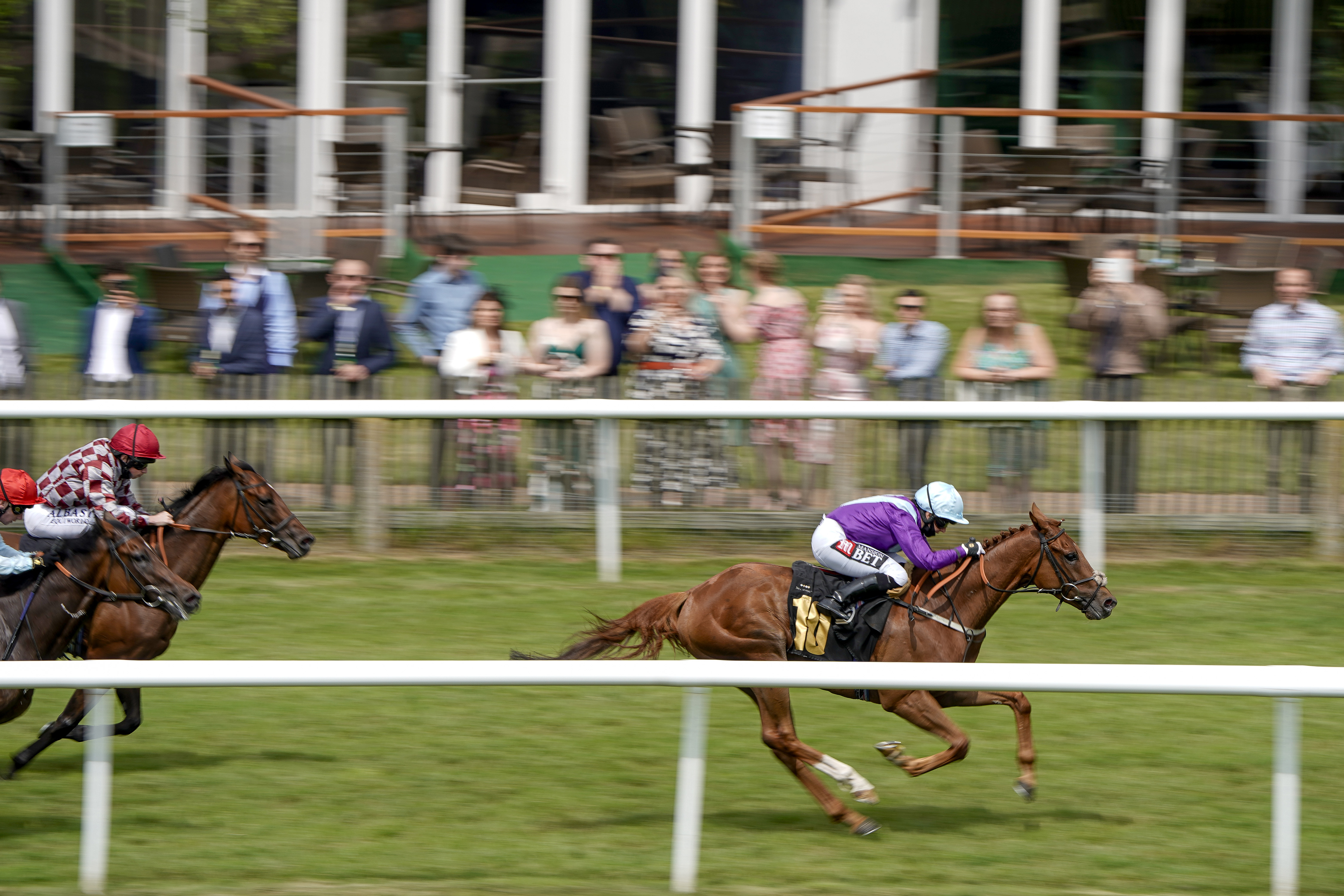 Dubai and Spirit look sure to be in the Mix at Chester