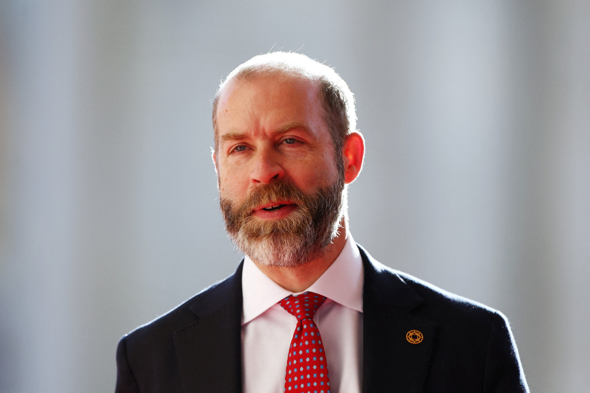 Reynolds hails ‘tremendous upsides’ to AI amid warnings on threats