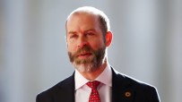 Jonathan Reynolds, Shadow Business Secretary, wearing a suit and red patterned tie.