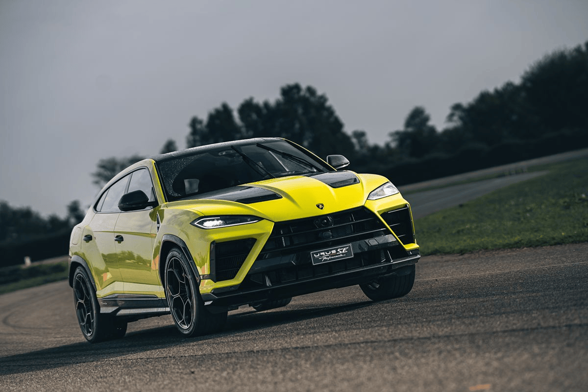 Lamborghini Urus SE Performante SUV review: Excess all areas