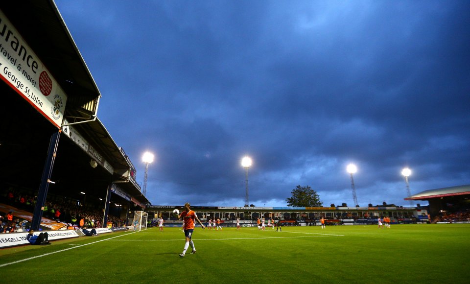 Luton Town v Stoke City - Capital One Cup Second Round