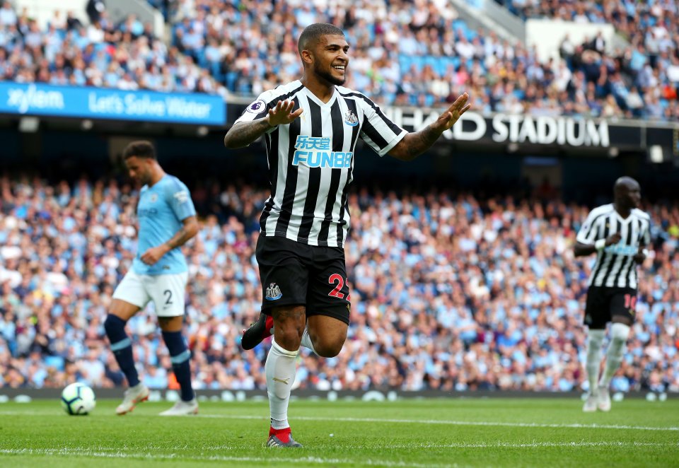 Manchester City v Newcastle United - Premier League