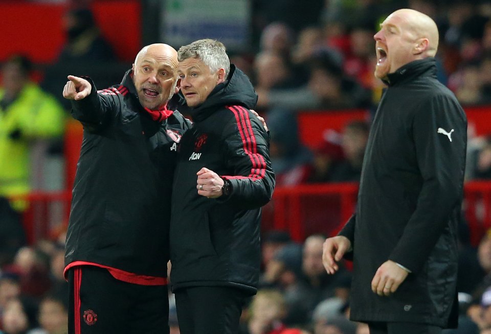 Manchester United v Burnley FC - Premier League