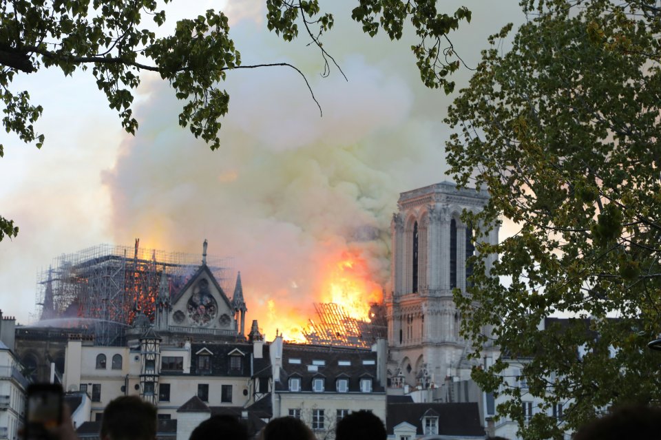 TOPSHOT-FRANCE-FIRE-NOTRE DAME